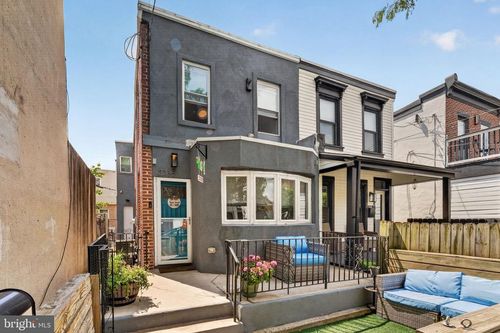 2235 Cedar St, PHILADELPHIA, PA, 19125-2909 | Card Image