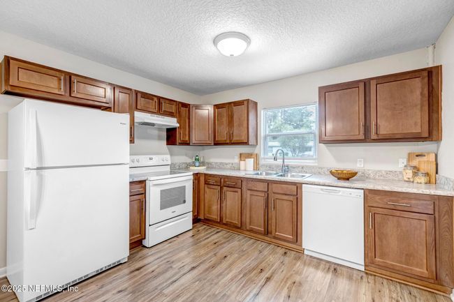 5415 Moret Dr E, House other with 3 bedrooms, 2 bathrooms and null parking in Jacksonville FL | Image 11