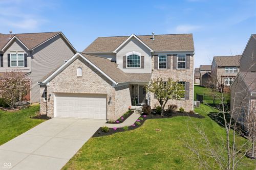 11852 Wynsom Ct, Fishers, IN, 46038-6615 | Card Image