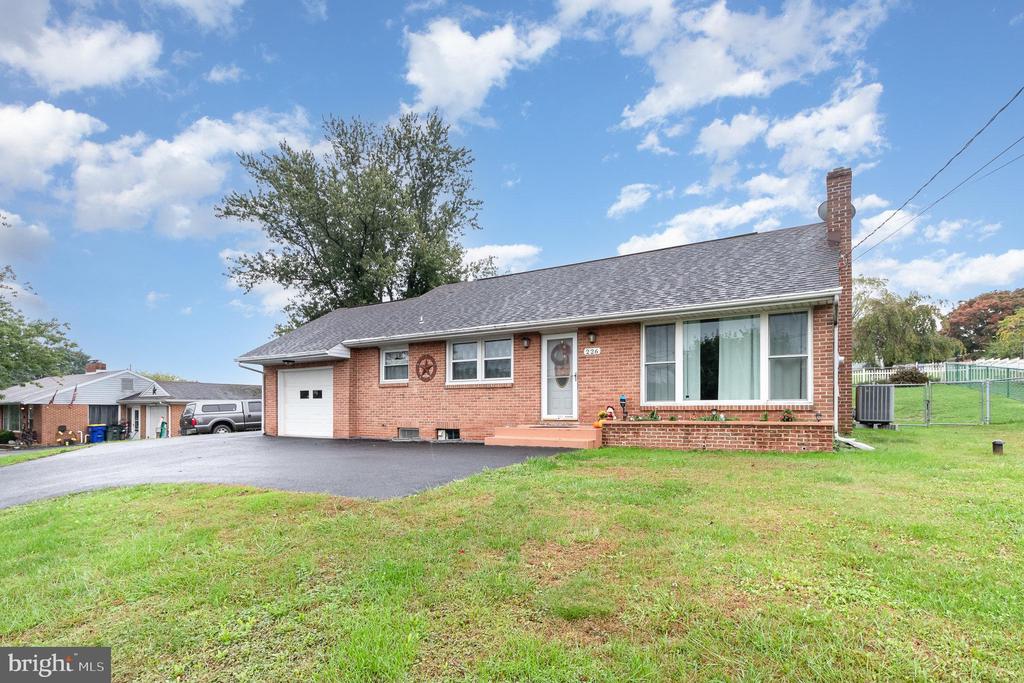 Leaders Heights Rd, York, PA 17402