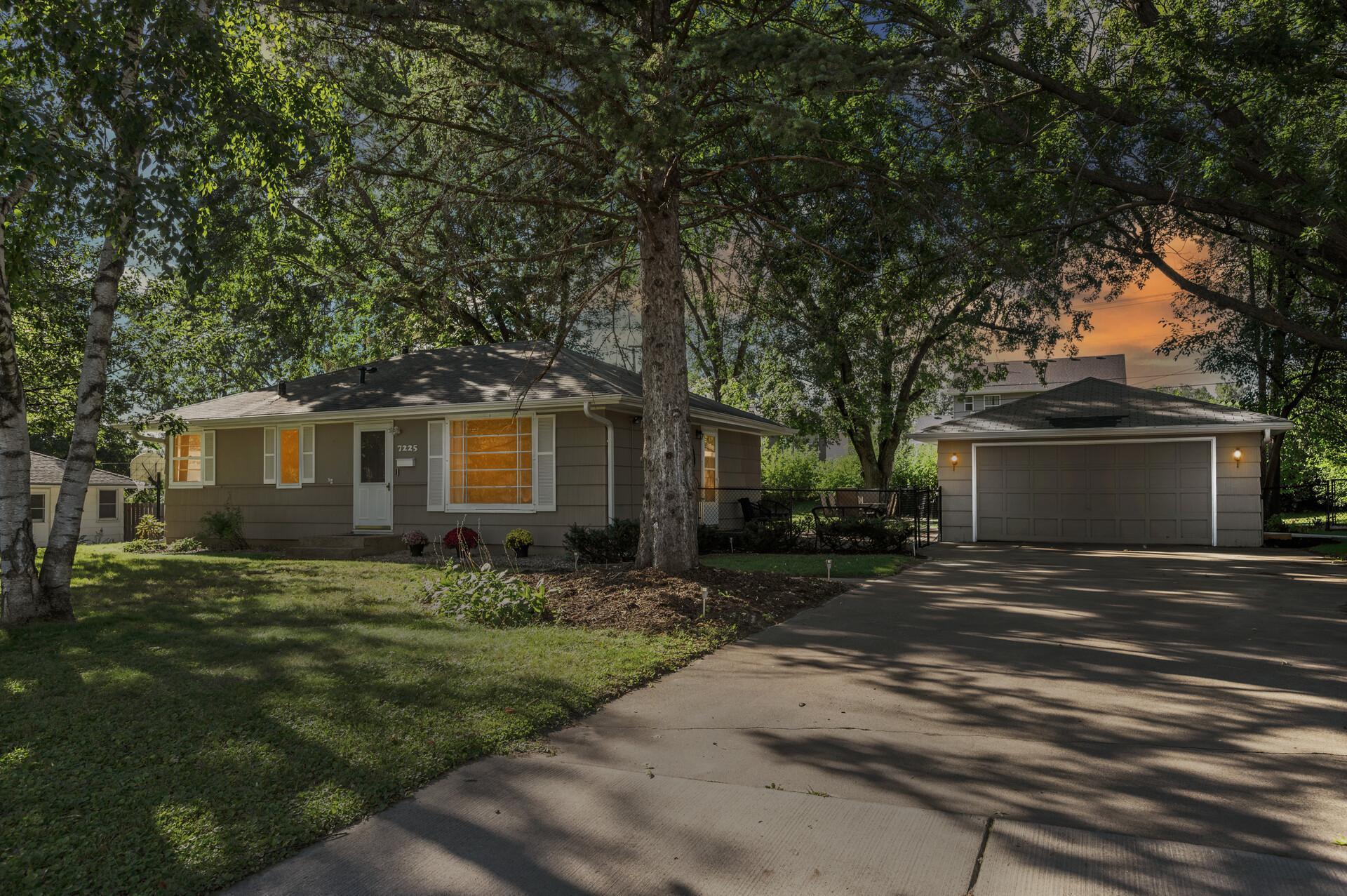 52nd Ave, Minneapolis, MN 55428