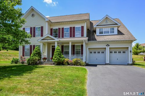 36 Independence Cir, Middlebury, CT, 06762-3350 | Card Image