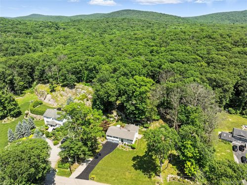 69 Clove Brook Dr, Cold Spring, NY, 10516-3828 | Card Image