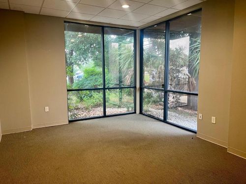 4222 Gatecrest, San Antonio, TX, 78217-4833 | Card Image