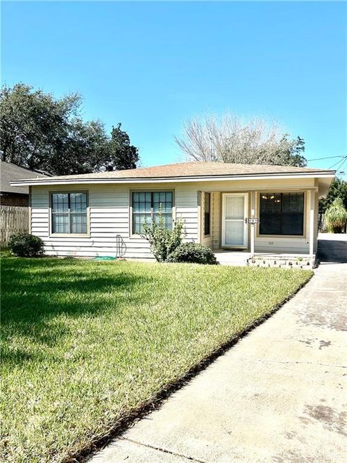909 S 16th Ave, Edinburg, TX, 78539-5707 | Card Image