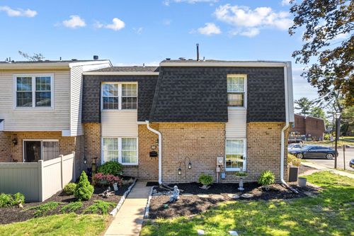 2198 Harbour Dr, PALMYRA, NJ, 08065-1124 | Card Image