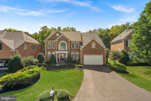 18205 Shinniecock Hills Pl, LEESBURG, VA, 20176-7459 | Card Image