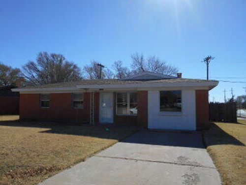 1202 5th St, Shallowater, TX, 79363-5116 | Card Image
