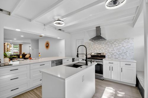 701 S D St, Lake Worth Beach, FL, 33460-4813 | Card Image