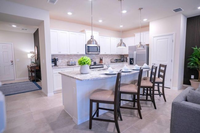 4166 Lana Ave, Townhouse with 5 bedrooms, 5 bathrooms and null parking in DAVENPORT FL | Image 5