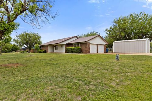 804 Tyler Ave Nw, Piedmont, OK, 73078-9305 | Card Image