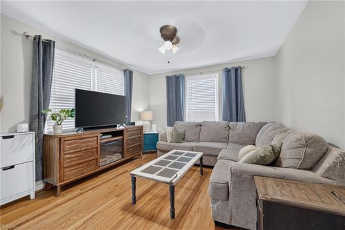 416 E Ocean Avenue, Norfolk, VA, 23503 | Card Image