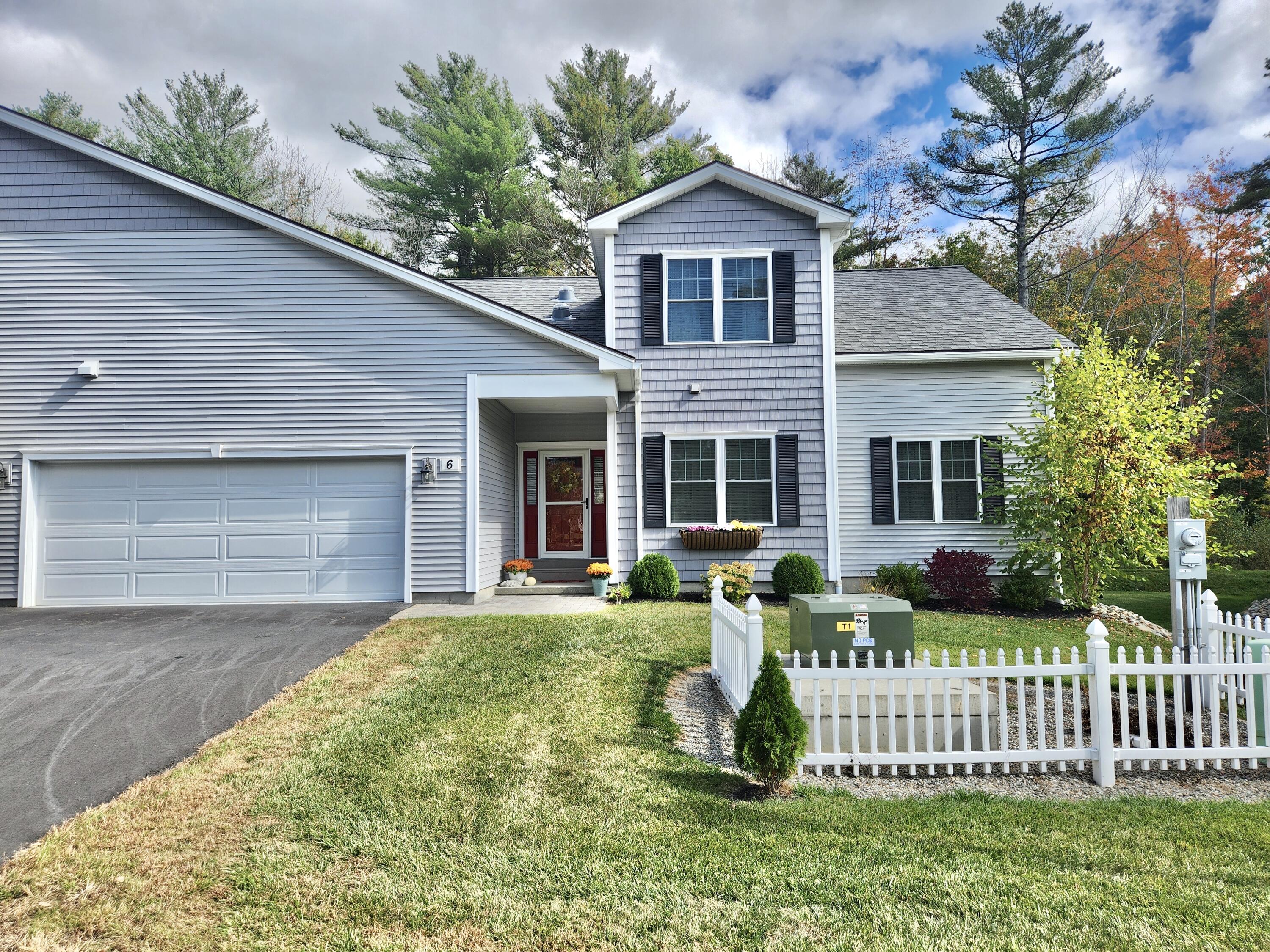 Bentley Ln, Bangor, ME 04401