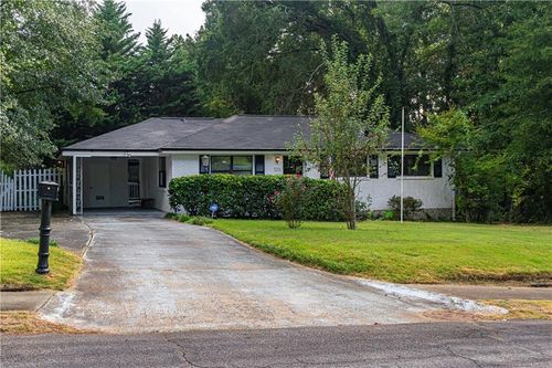 5243 Cloud St, Stone Mountain, GA, 30083-3663 | Card Image