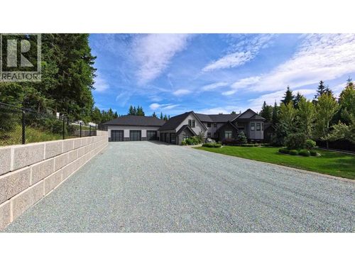 3985 Eva Pl, Prince George, BC, V2K4Z4 | Card Image