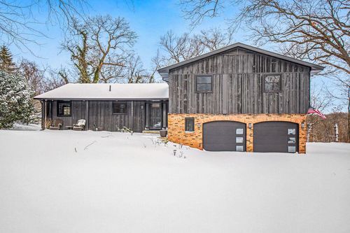 4525 N Cedar Trl, Stevensville, MI, 49127-9518 | Card Image