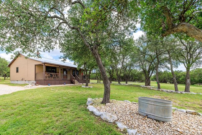 221 Coyote Trl, Home with 2 bedrooms, 2 bathrooms and 2 parking in Harper TX | Image 16