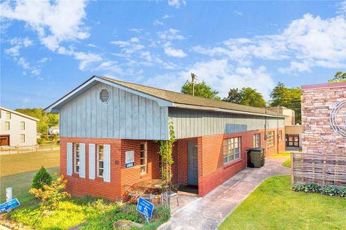 80 Short Street, Walhalla, SC, 29691 | Card Image