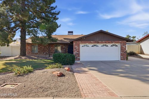 653 E Bates Street, Mesa, AZ, 85203 | Card Image