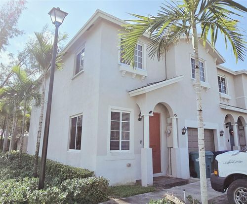 1002 Nw 208th Ter, Miami Gardens, FL, 33169-3278 | Card Image