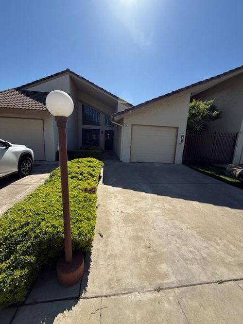 apt-2-5740 N Monte Ave, Fresno, CA, 93711-2242 | Card Image