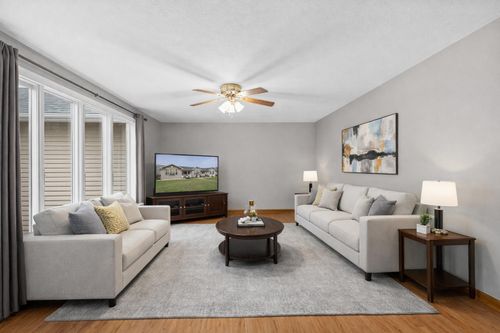 11205 Scipio Hwy, Vermontville, MI, 49096-9702 | Card Image