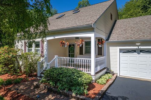 21 Autumn Rd, Medway, MA, 02053-2153 | Card Image