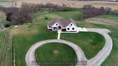 79976 Gun Club Ave, Wolbach, NE, 68882-7100 | Card Image