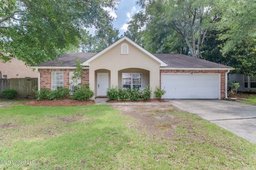 3612 Miles Ln, Ocean Springs, MS, 39564-1212 | Card Image