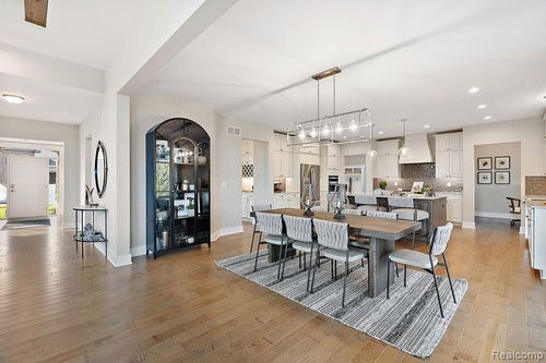 4747 Curtis Rd, Ann Arbor, MI, 48103 | Card Image