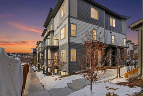 72-2117 81 St Sw, Calgary, AB, T3H6H5 | Card Image