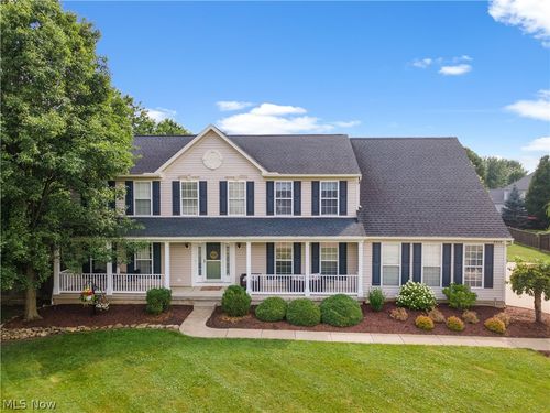 4712 Churchill Dr, Avon, OH, 44011-3632 | Card Image