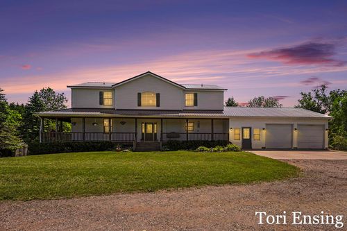 4654 W Woods Road, Sidney, MI, 48885 | Card Image