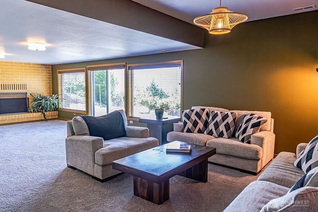 Expansive rec room downstairs | Image 15