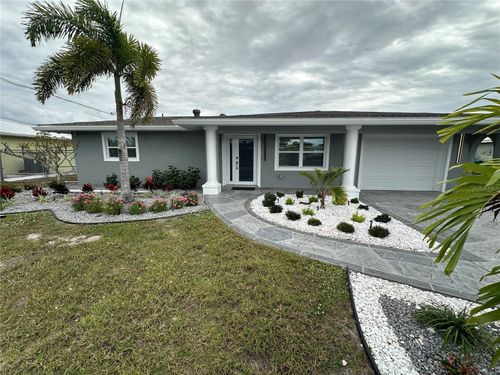 717 Crestview Cir Nw, PORT CHARLOTTE, FL, 33948-2103 | Card Image