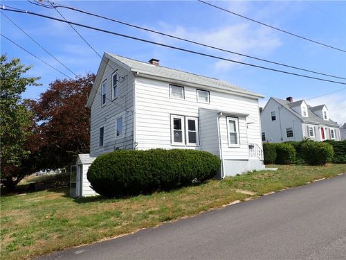 238 Judson St, Tiverton, RI, 02878-1218 | Card Image