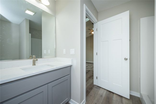 503 W Broadway St, Home with 2 bedrooms, 2 bathrooms and null parking in Colfax IA | Image 17