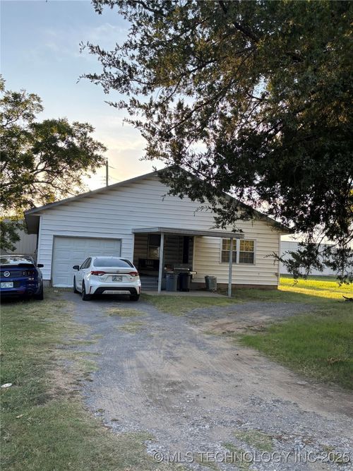 600 S Adair St, Pryor, OK, 74361-6006 | Card Image