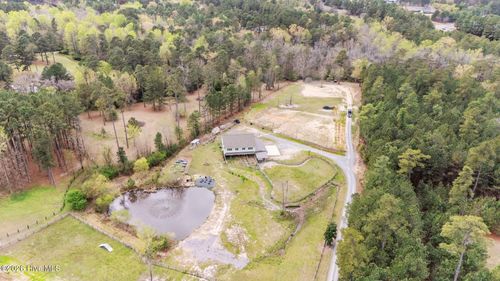 230 Causey Rd, Vass, NC, 28394-9238 | Card Image