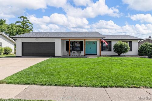 3116 Essex Dr, Saint Charles, MO, 63301-1112 | Card Image