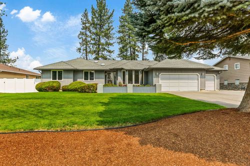 6922 W Johannsen Ave, Nine Mile Falls, WA, 99026-9236 | Card Image
