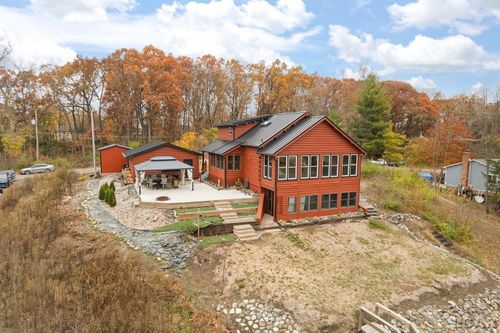 14601 Brookhurst Dr, Cement City, MI, 49233-9640 | Card Image