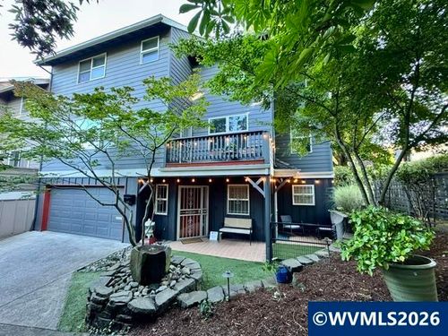 3530 S Corbett Ave, Portland, OR, 97239-4327 | Card Image