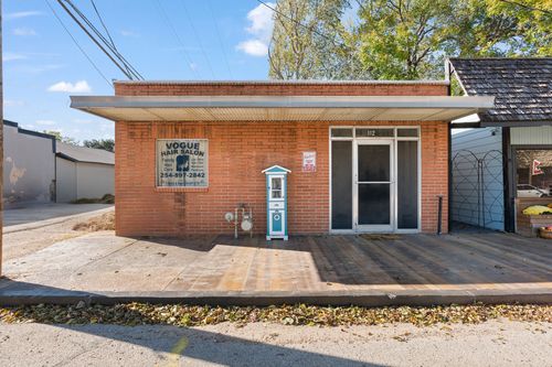 112 Ne Barnard St, Glen Rose, TX, 76043-4800 | Card Image