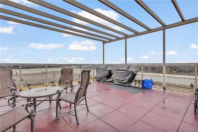502 - 223 Erb St W, House attached with 2 bedrooms, 2 bathrooms and 1 parking in Waterloo ON | Image 39
