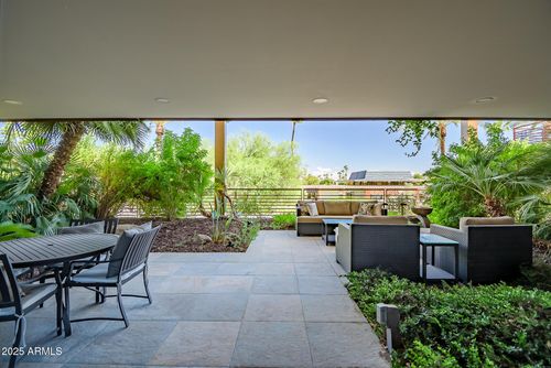 2007-7167 E Rancho Vista Dr, Scottsdale, AZ, 85251-1496 | Card Image