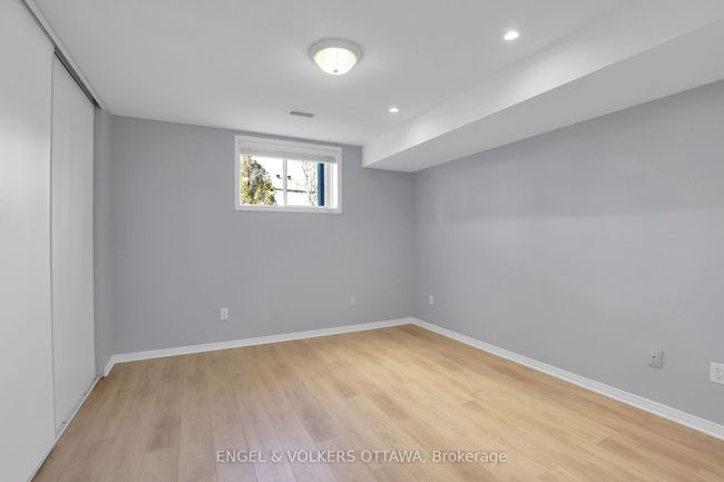 10 - 811 Longfields Dr, Condo with 2 bedrooms, 3 bathrooms and 2 parking in Nepean ON | Image 21