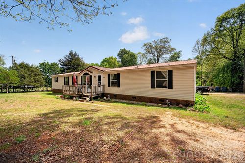 3995 Old Catawba Rd, Claremont, NC, 28610-9579 | Card Image