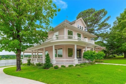 601 River St, Ozark, AR, 72949-3129 | Card Image