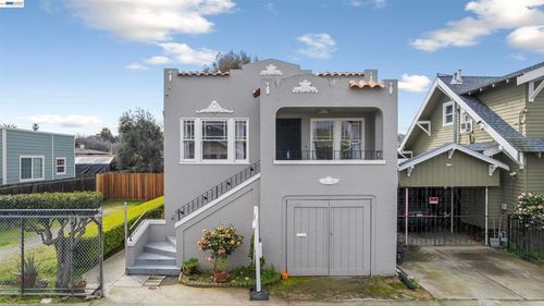 231 231 West 9th, Pittsburg, CA, 94565 | Card Image